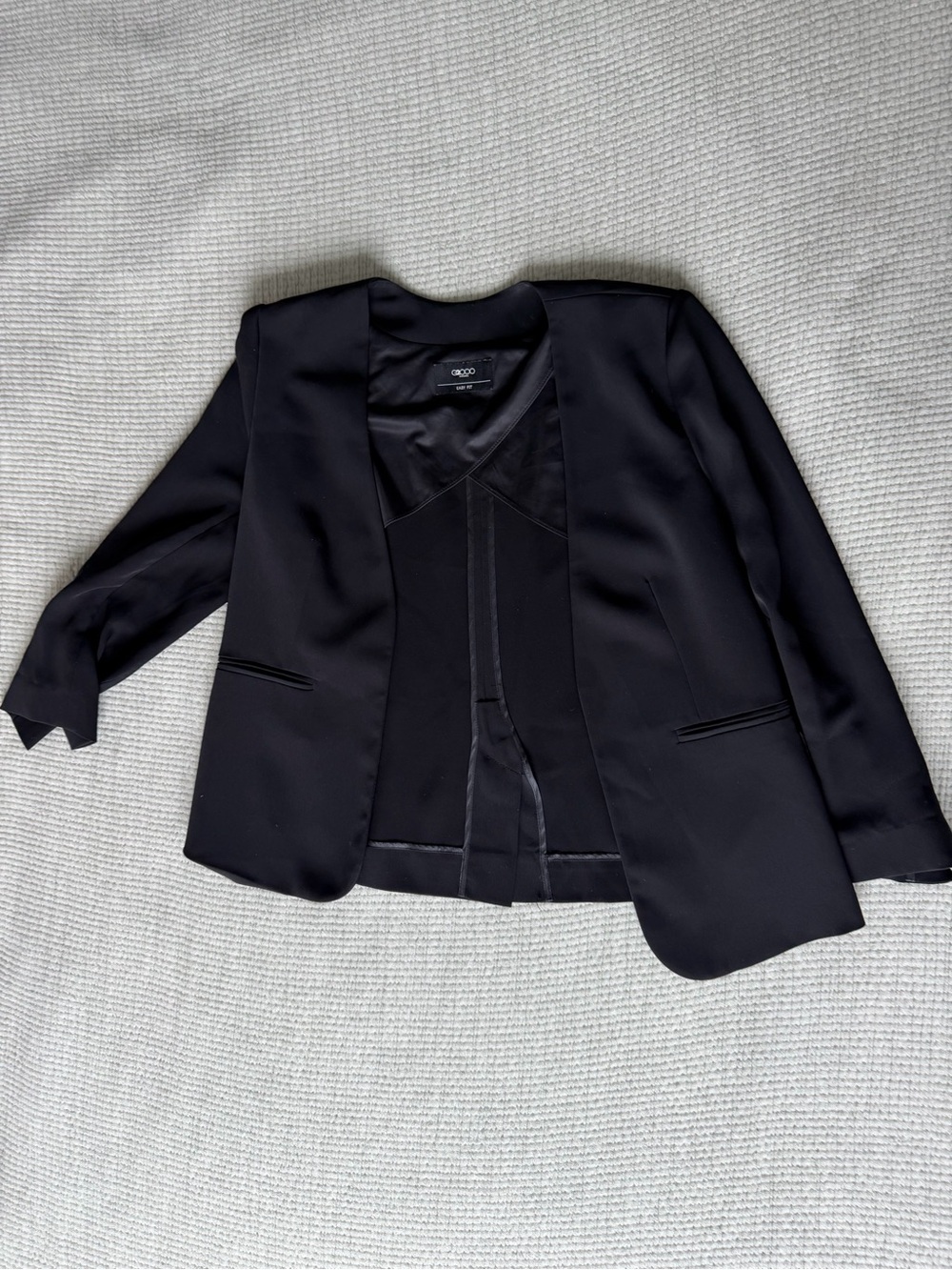 Black Open-Front Tailored Blazer